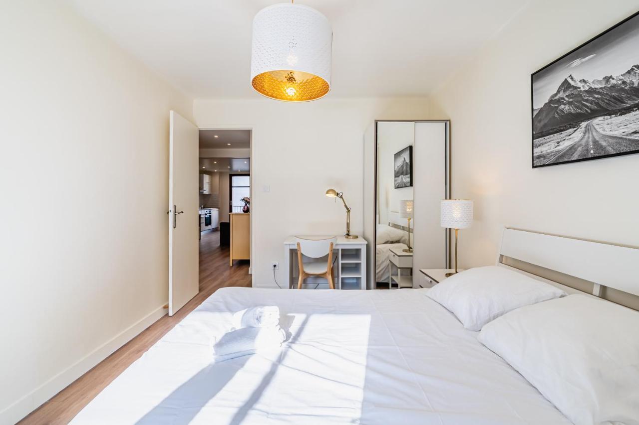 Gare St Charles- Superbe Appartement Avec 3 Chambres Marseille Bagian luar foto