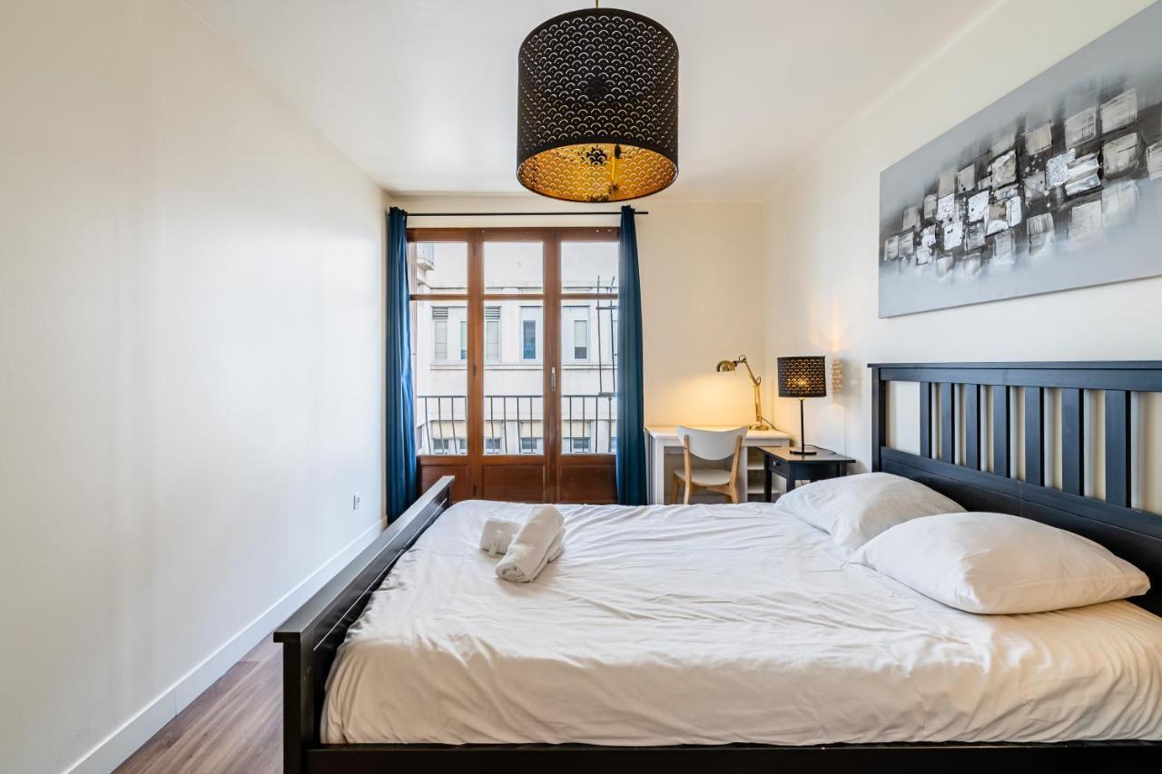 Gare St Charles- Superbe Appartement Avec 3 Chambres Marseille Bagian luar foto